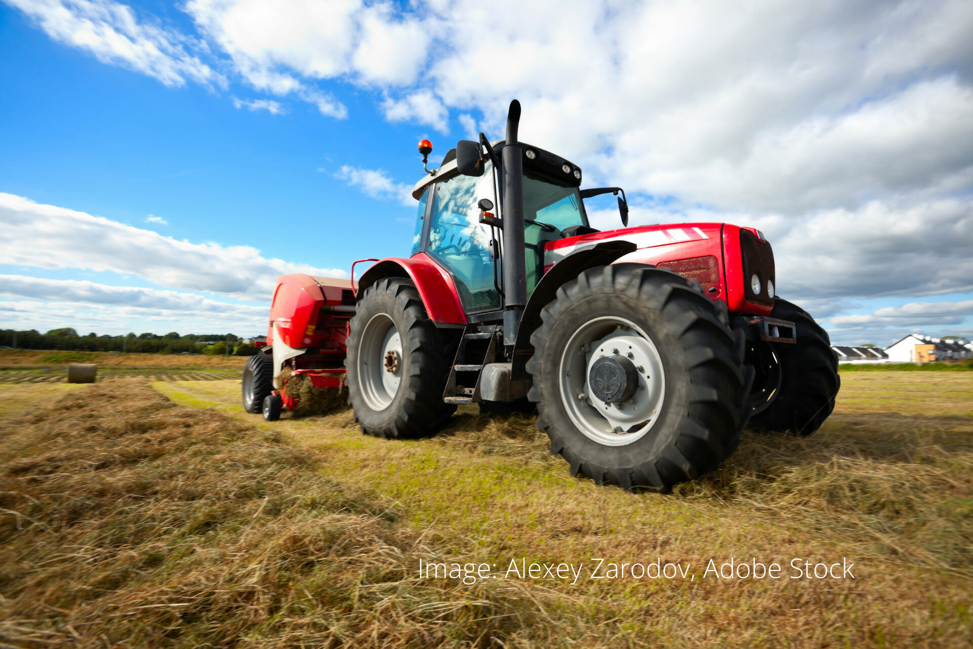 How to maintain an agricultural tractor? WD40 Ukraine